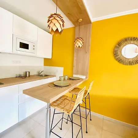 Appartamento Boho Clim Parking Terrasse