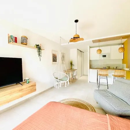 Appartamento Boho Clim Parking Terrasse Nîmes